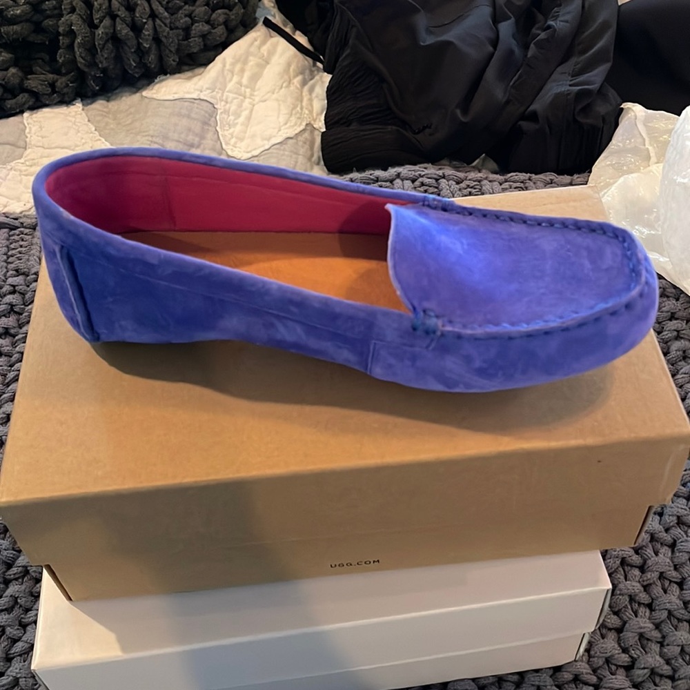 ugg moccasin slippers